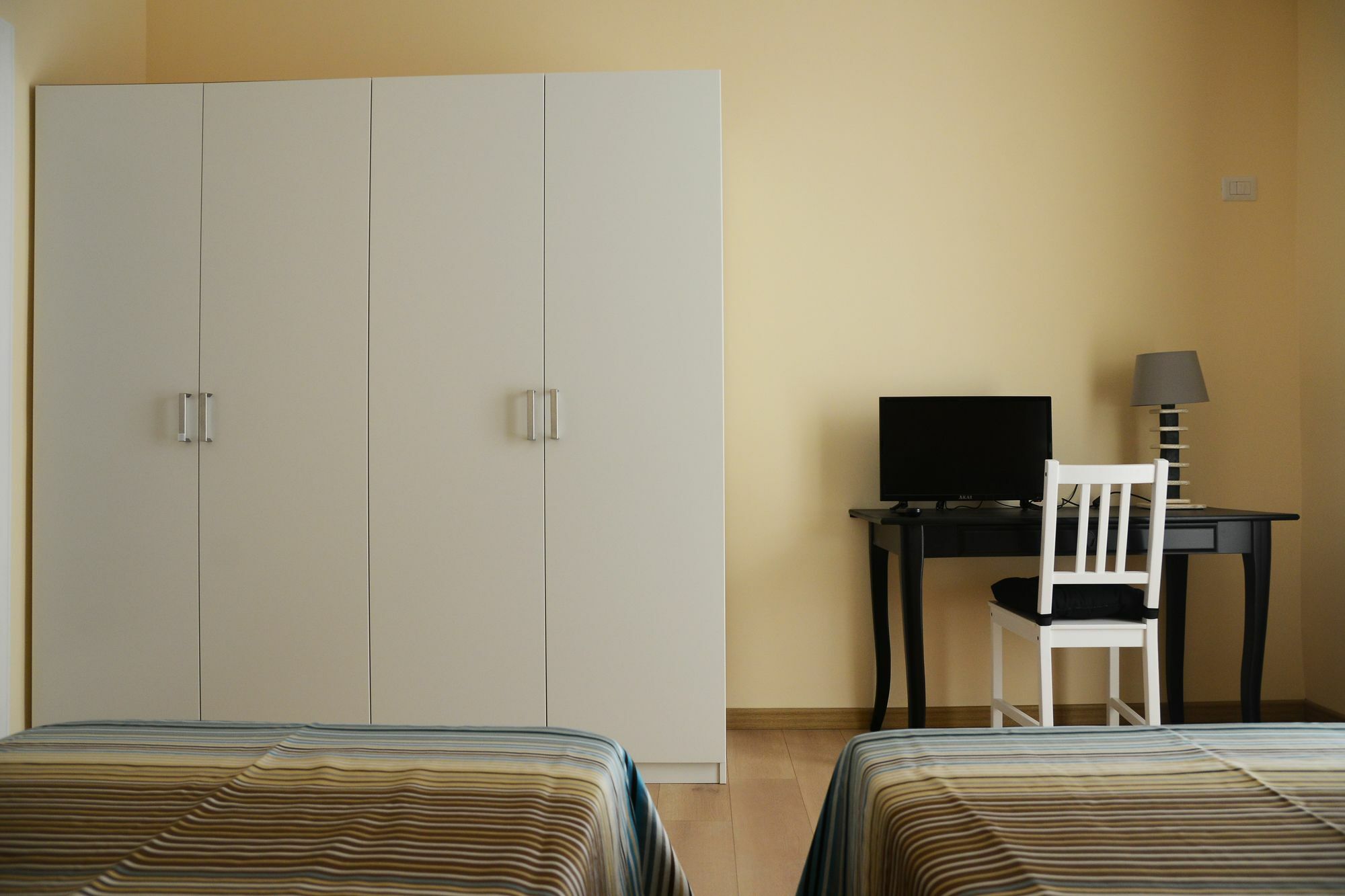 Donnaregina Boutique Apartment Naples Exterior photo